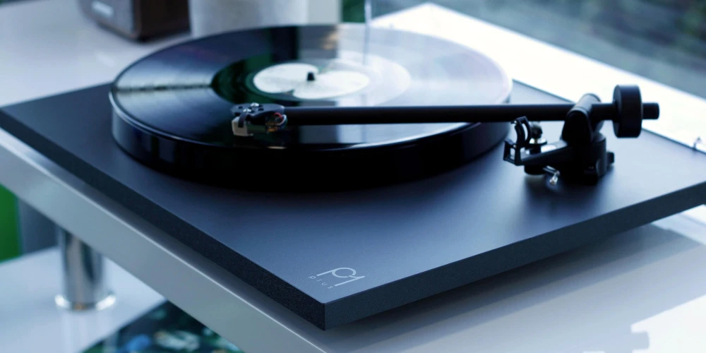 Rega Planar 1 Plus Platenspeler